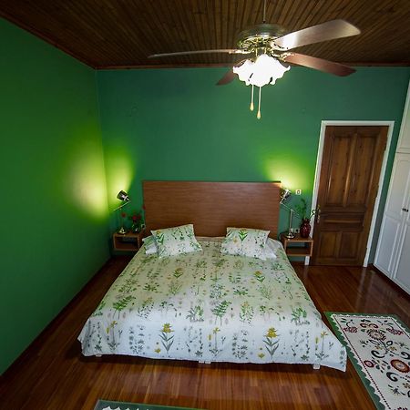 Lemon Garden Apartments 利吉亚 外观 照片